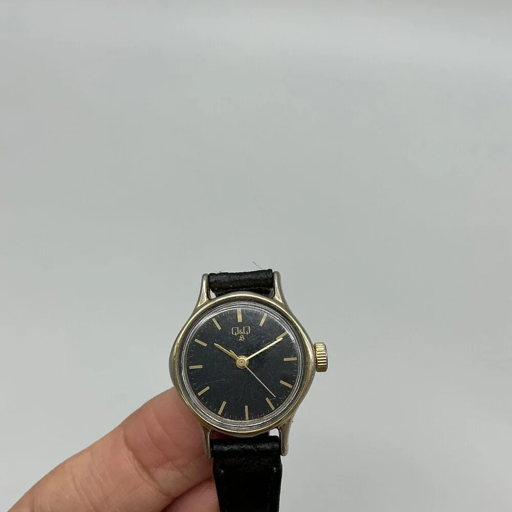 Vintage Q&Q Womens Watch 22mm Black Dial Gold Tone Manual Wind Leather Strap
